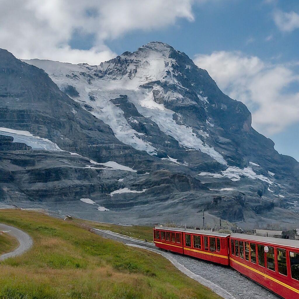 Jungfraujoch: Reaching the Top of Europe